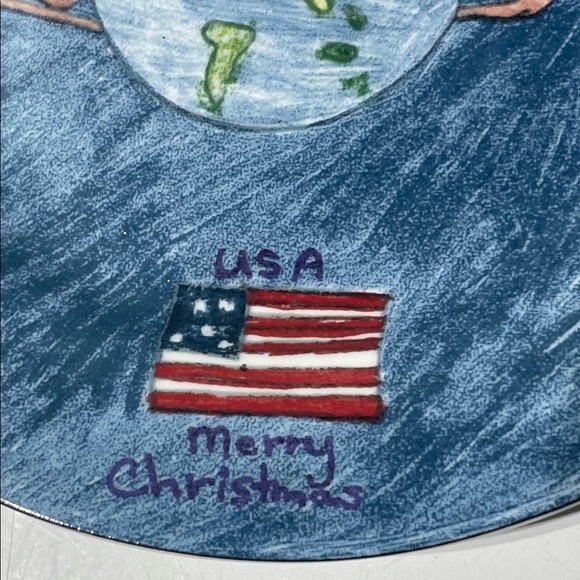 CHRISTMAS VILLAGE KIDS COLLECTION SANTA CLAUS COOKIE PLATE DESIGNED BY CHILD - Picture 3 of 7